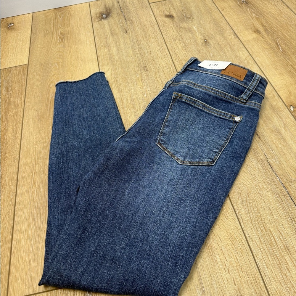 Judy Blue Mid-rise Distressed Skinny fit Jeans Size 27 JB8877 NWT! - Picture 11 of 11